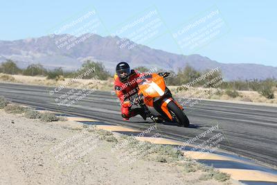 media/Dec-04-2025-Racers Edge (Thu) [[5ebc9f124d]]/3-B Group/3-Session 2 (Turn 7 Inside)/